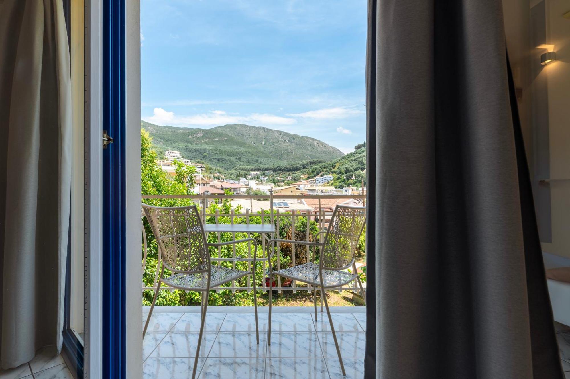 Astra Apartment Parga Exterior photo